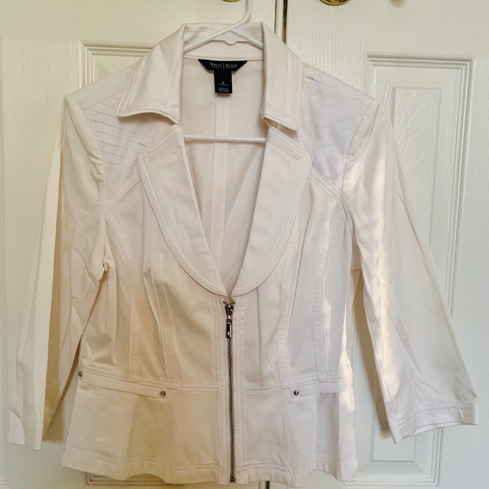 White Jacket with Zipper